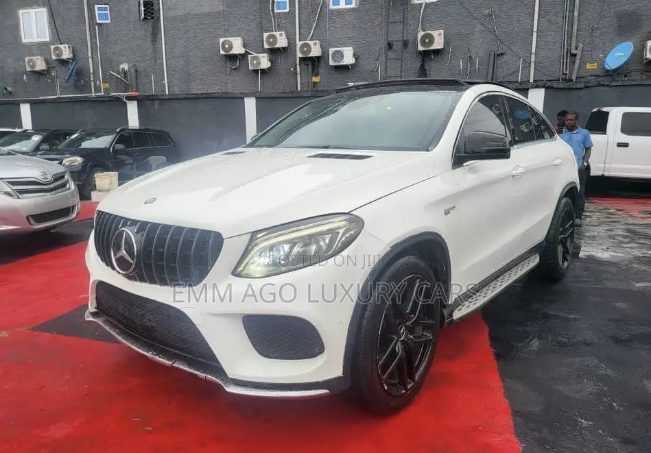 Mercedes-Benz GLE-Class AMG GLE 43 4MATIC 2017 White
