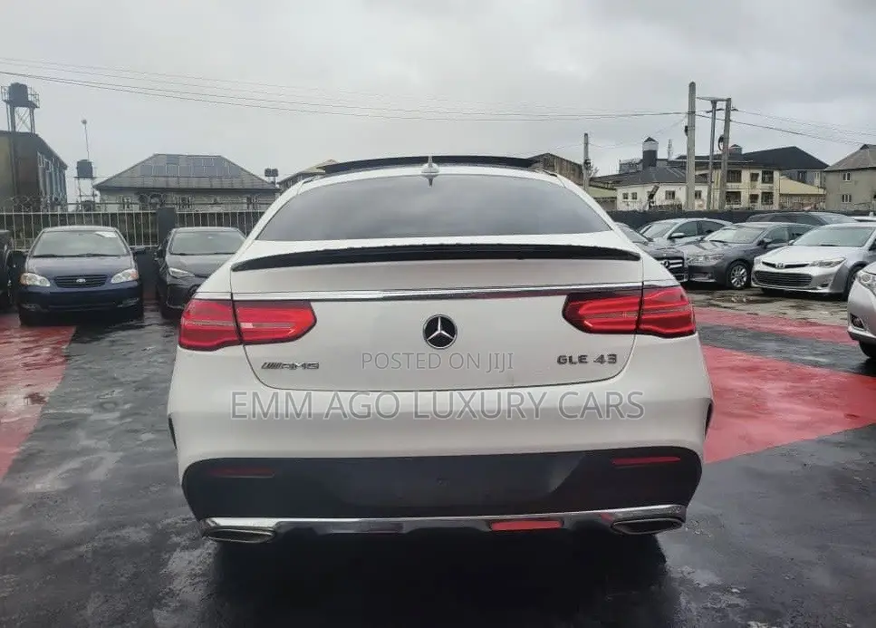 Mercedes-Benz GLE-Class AMG GLE 43 4MATIC 2017 White