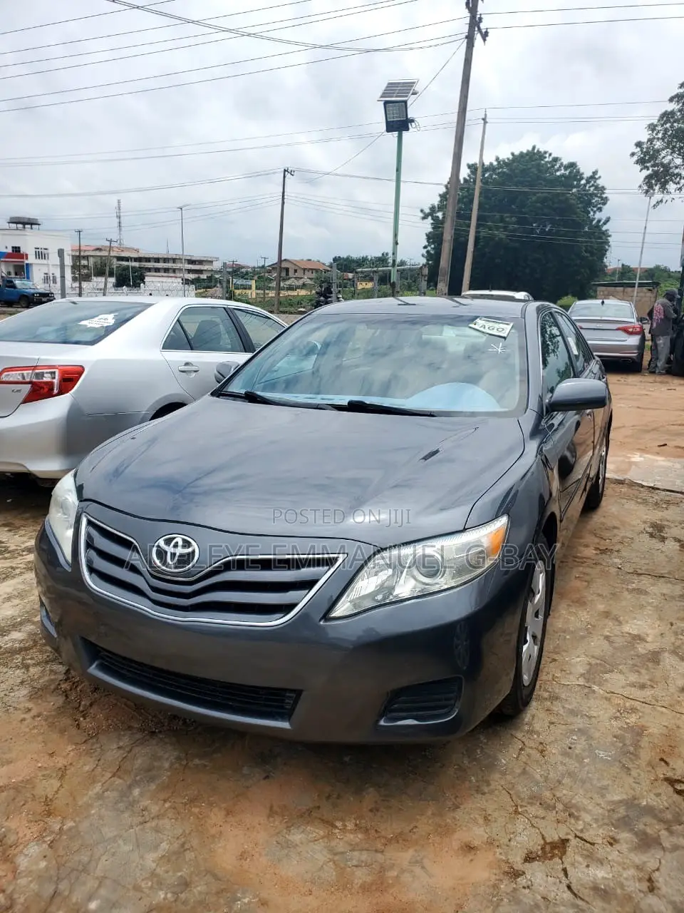 Toyota Camry LE 4dr Sedan (2.5L 4cyl 6AM) 2010 Gray