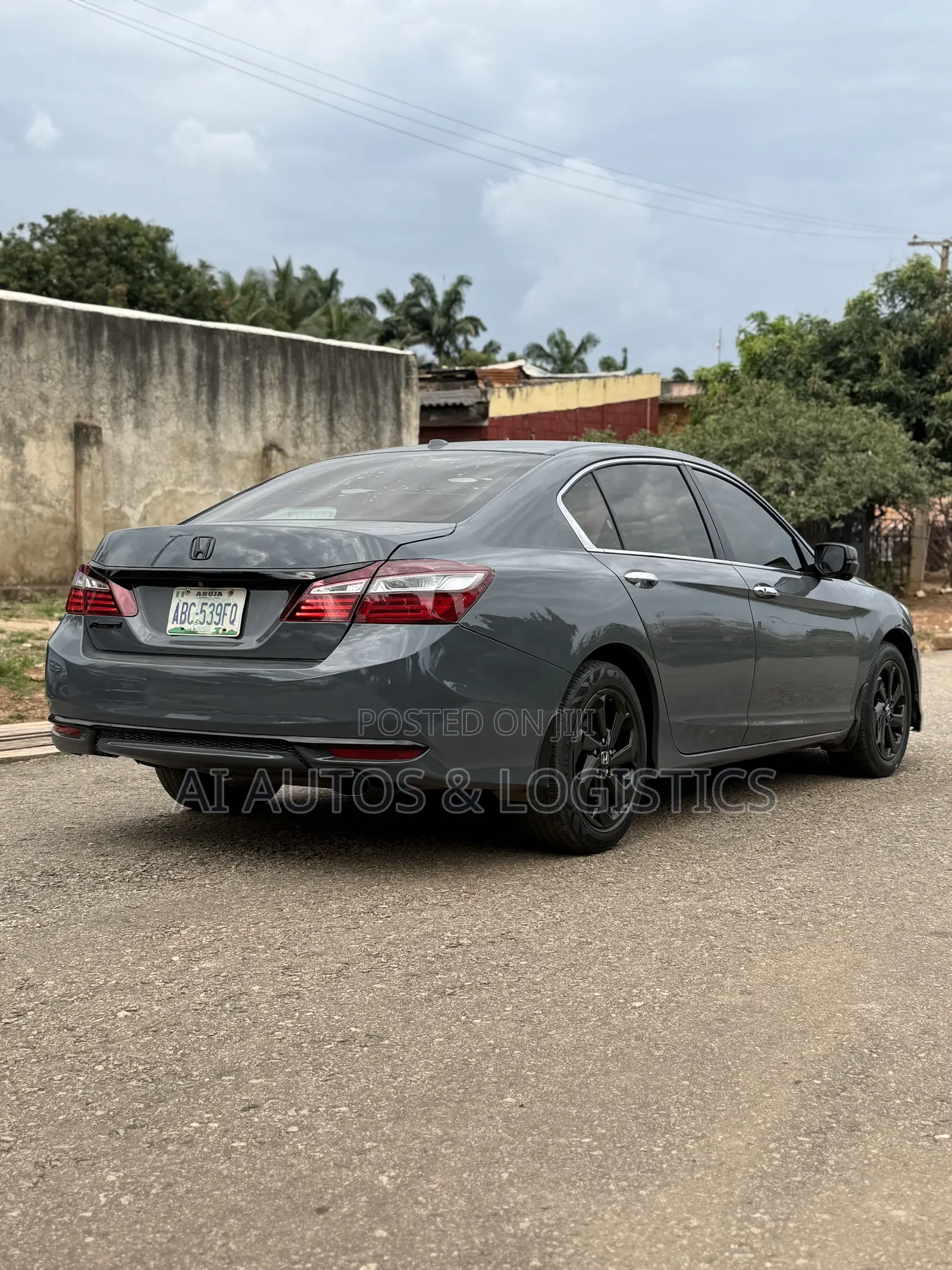 Honda Accord EX-L 4dr Sedan FWD (2.4L 4cyl 2A) 2016 Gray
