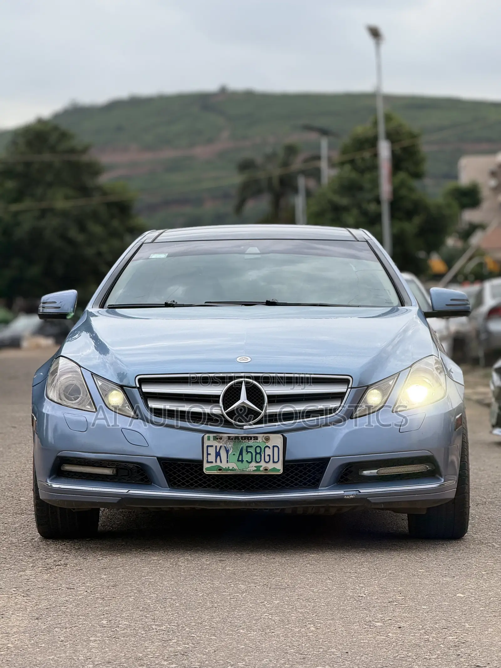 Mercedes-Benz E-Class 2012 Blue