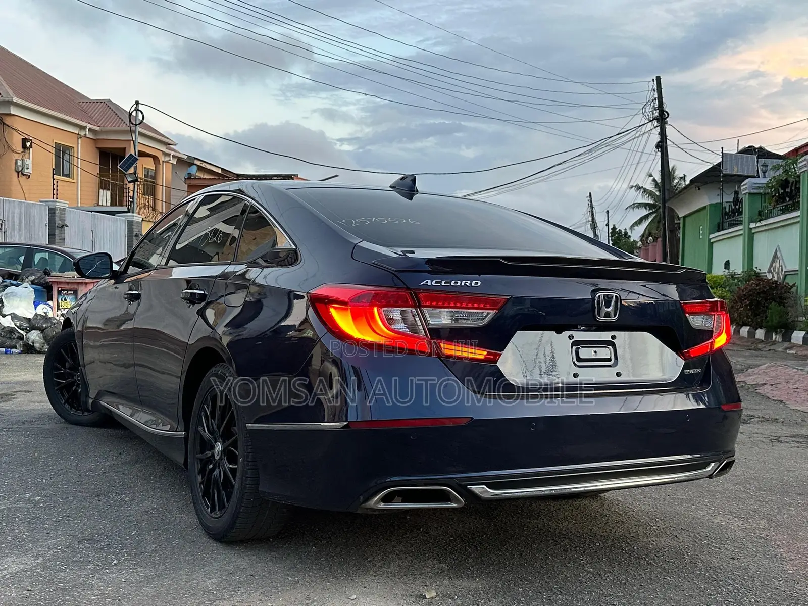 Honda Accord Touring 2018 Blue
