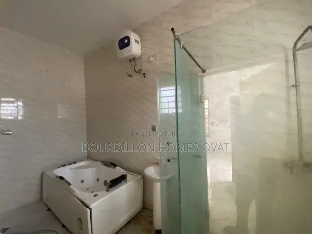 2bdrm Duplex in Chevron Alternative for rent