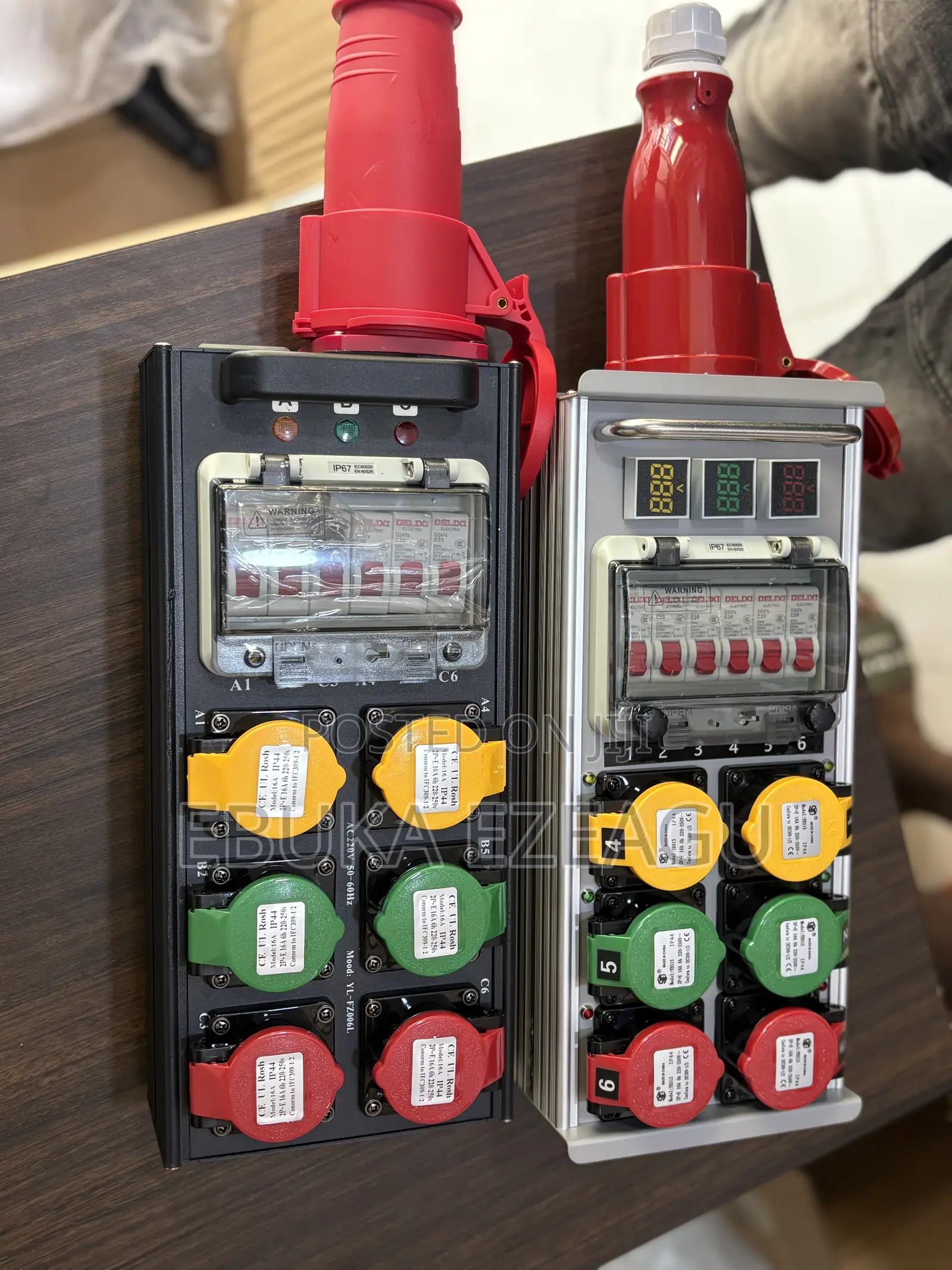 Original 6 Way Power Distro Box