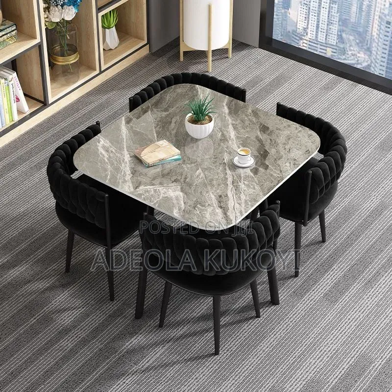 Fabric Cloth Quality Dinning Table and Chairs