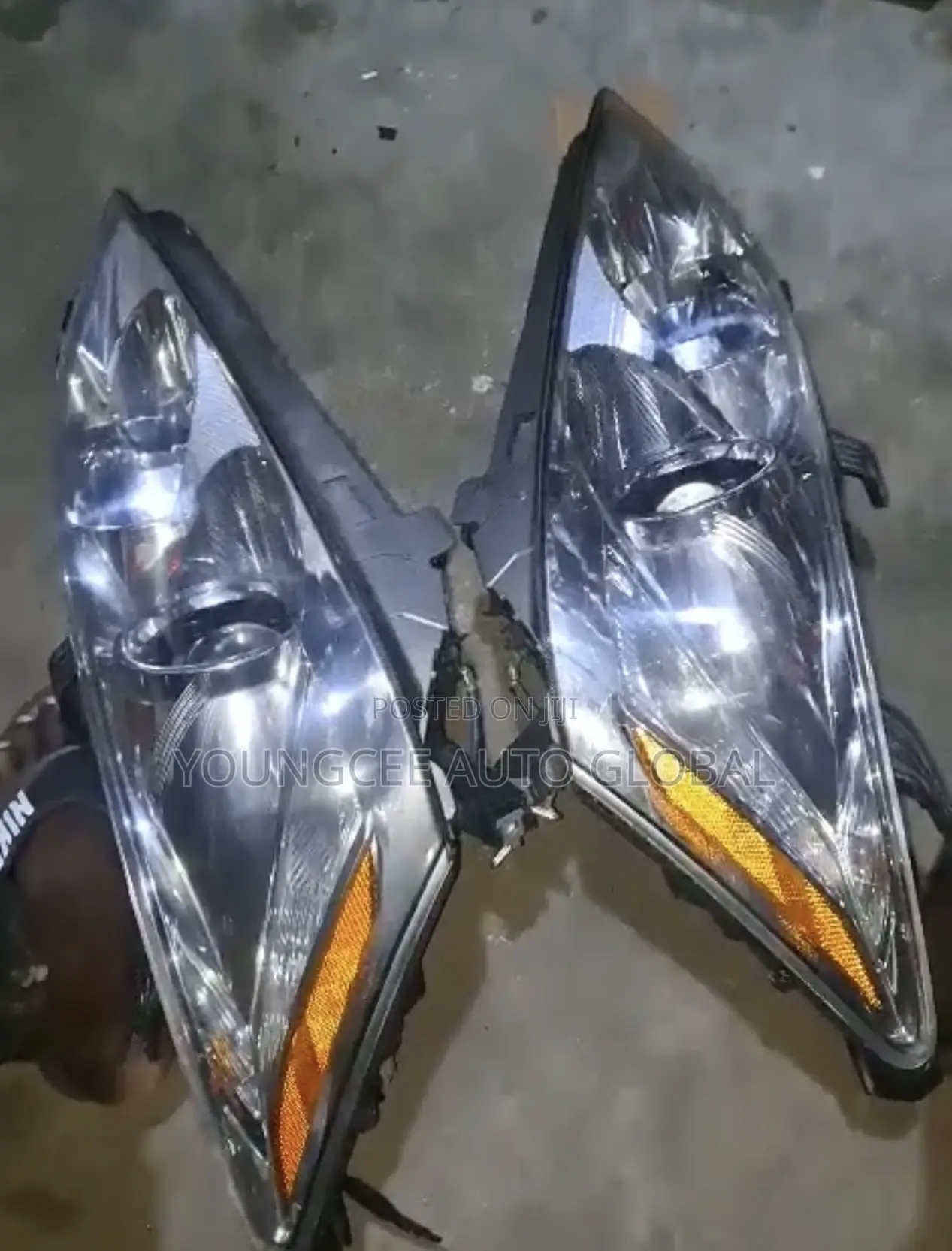 Headlights Es350 2008