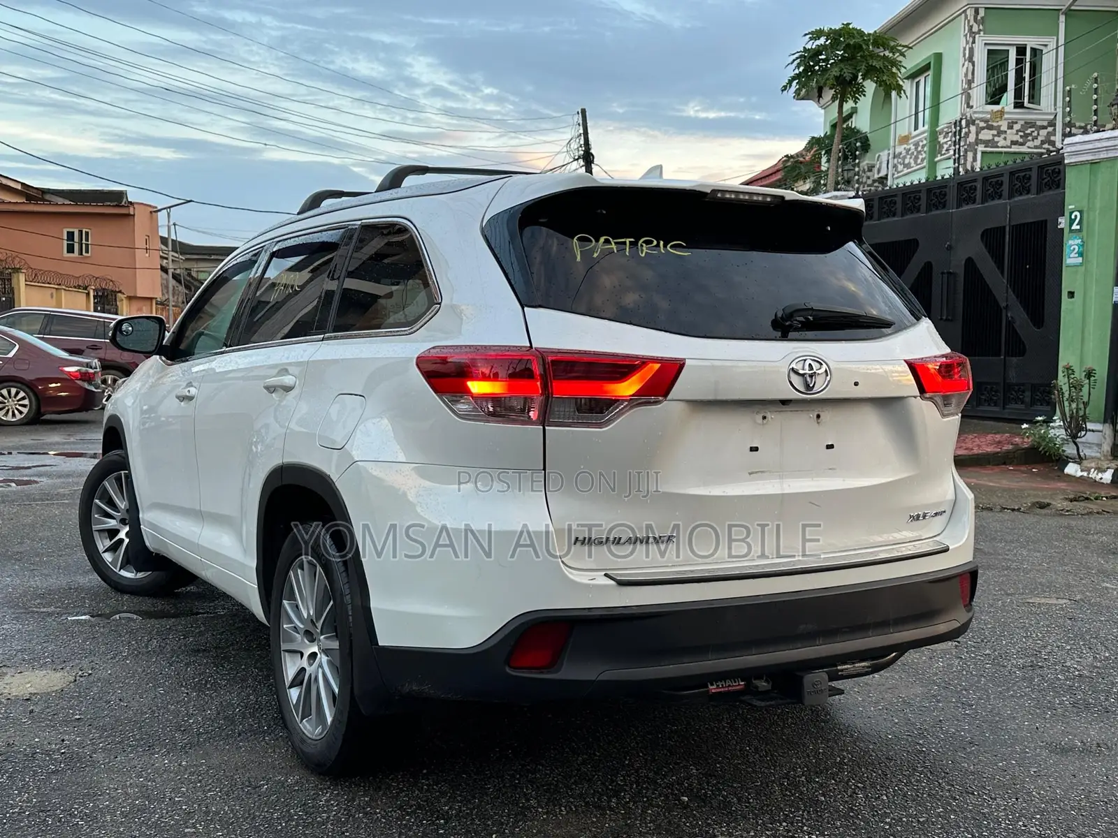 Toyota Highlander XLE 4dr SUV AWD (3.5L 6cyl 6A) 2015 White
