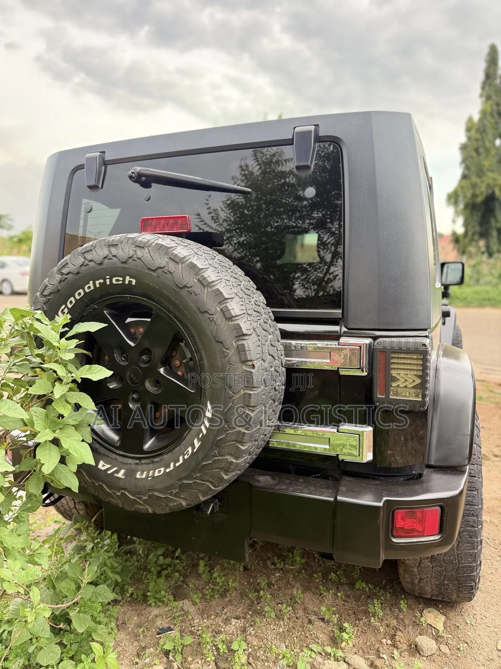 Jeep Wrangler Sahara 2dr SUV 4WD (3.6L 6cyl 6M) 2014 Black