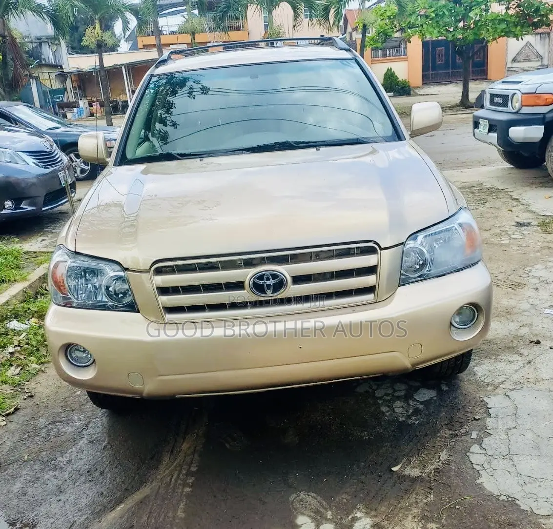 Toyota Highlander V6 2005 Gold
