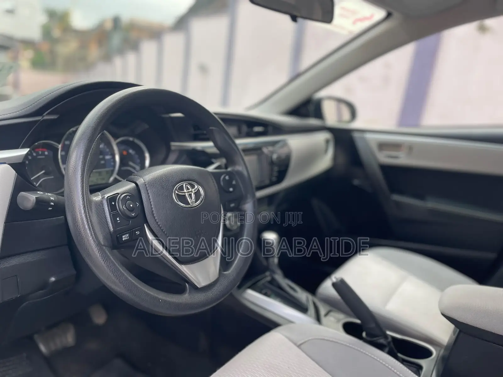 Toyota Corolla LE Eco 4dr Sedan (1.8L 4cyl CVT) 2014 White