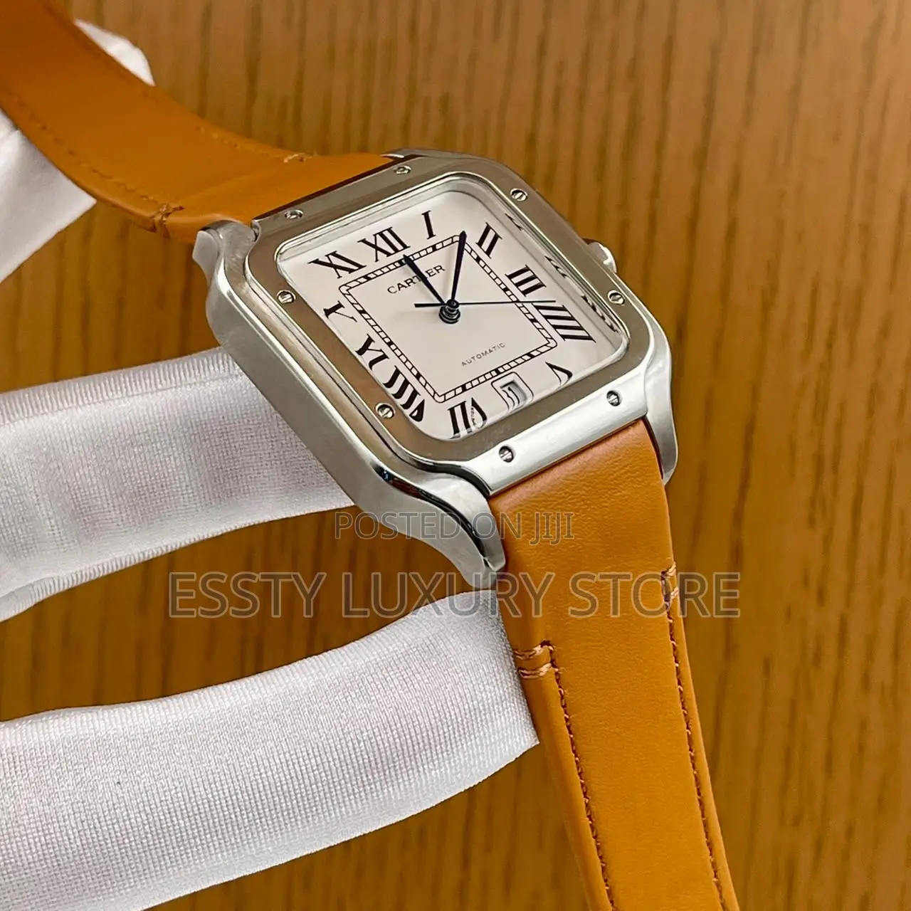 Automatic Quality Luxury Cartier Leather Wristwatch
