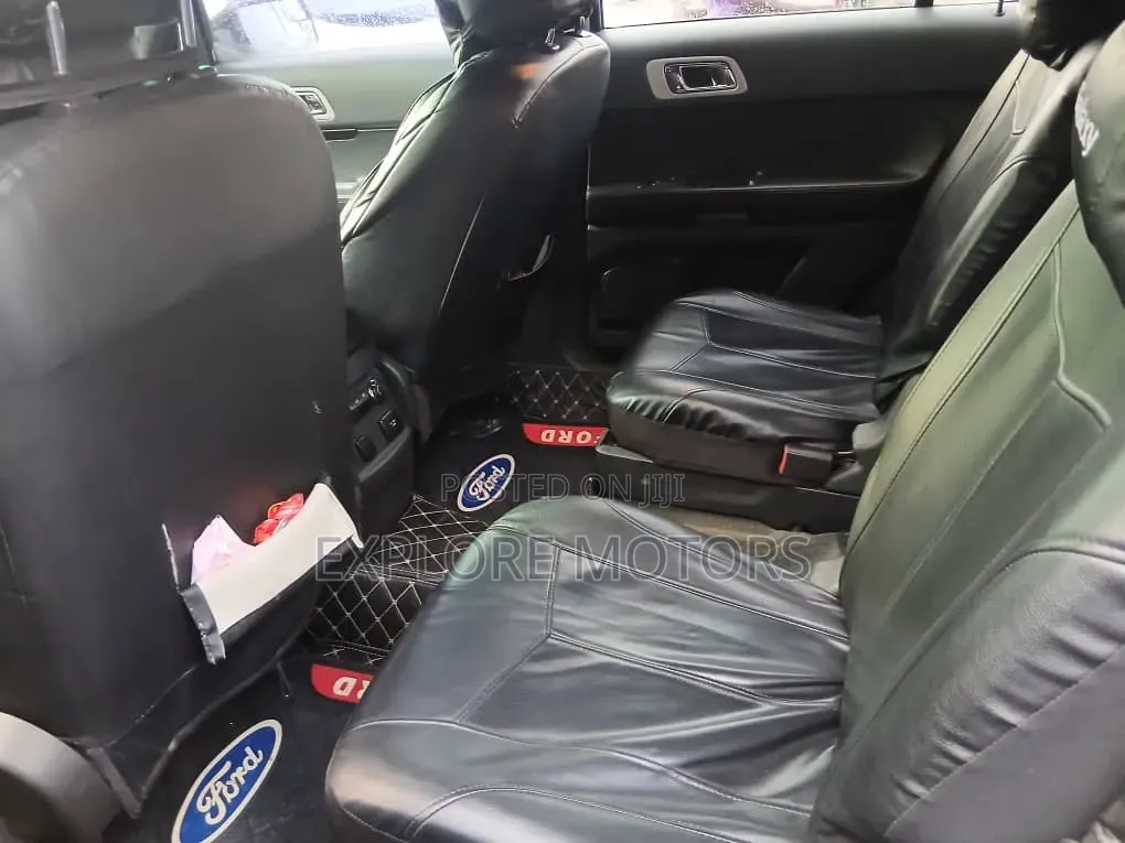 Ford Explorer 2014 Black
