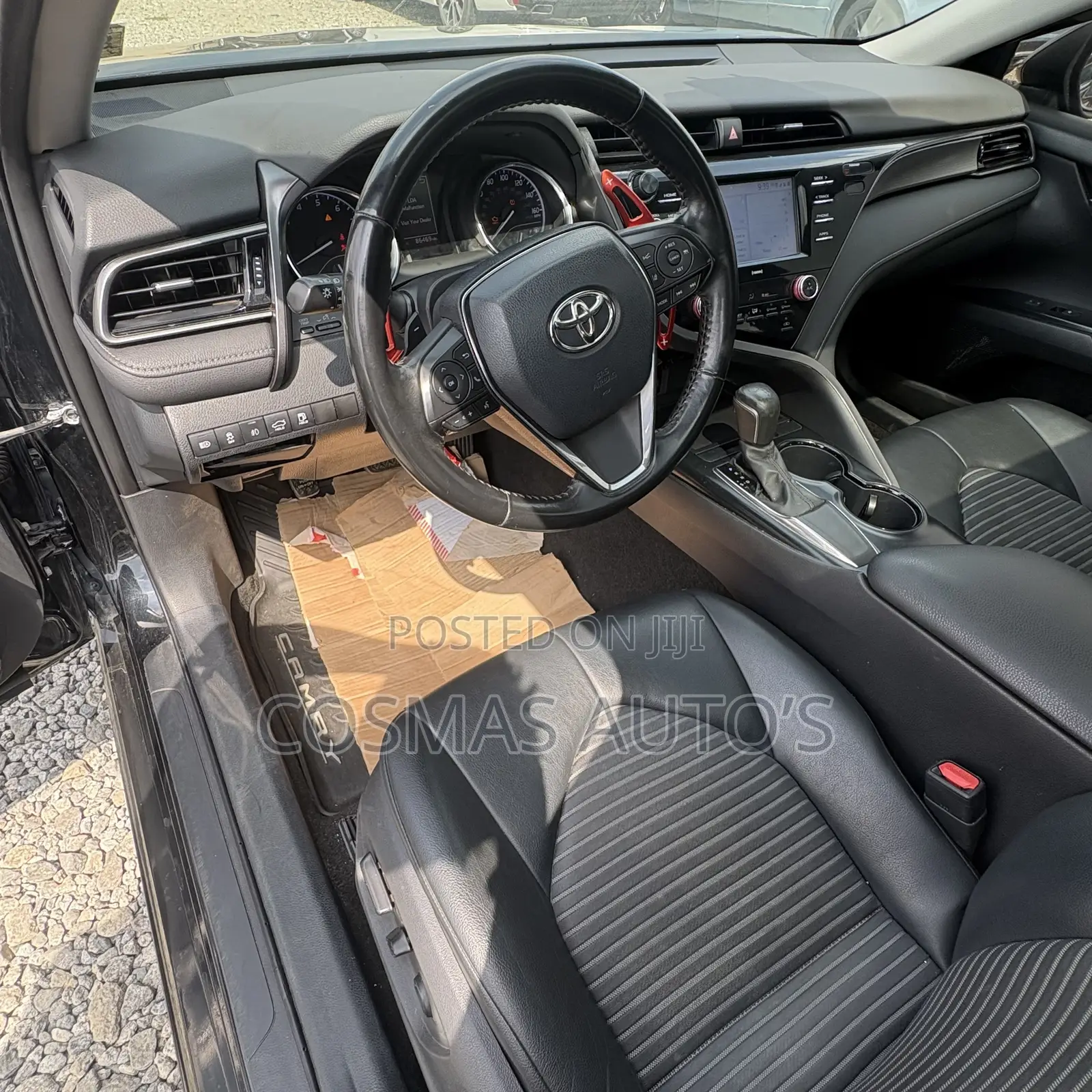 Toyota Camry SE FWD 2020 Black