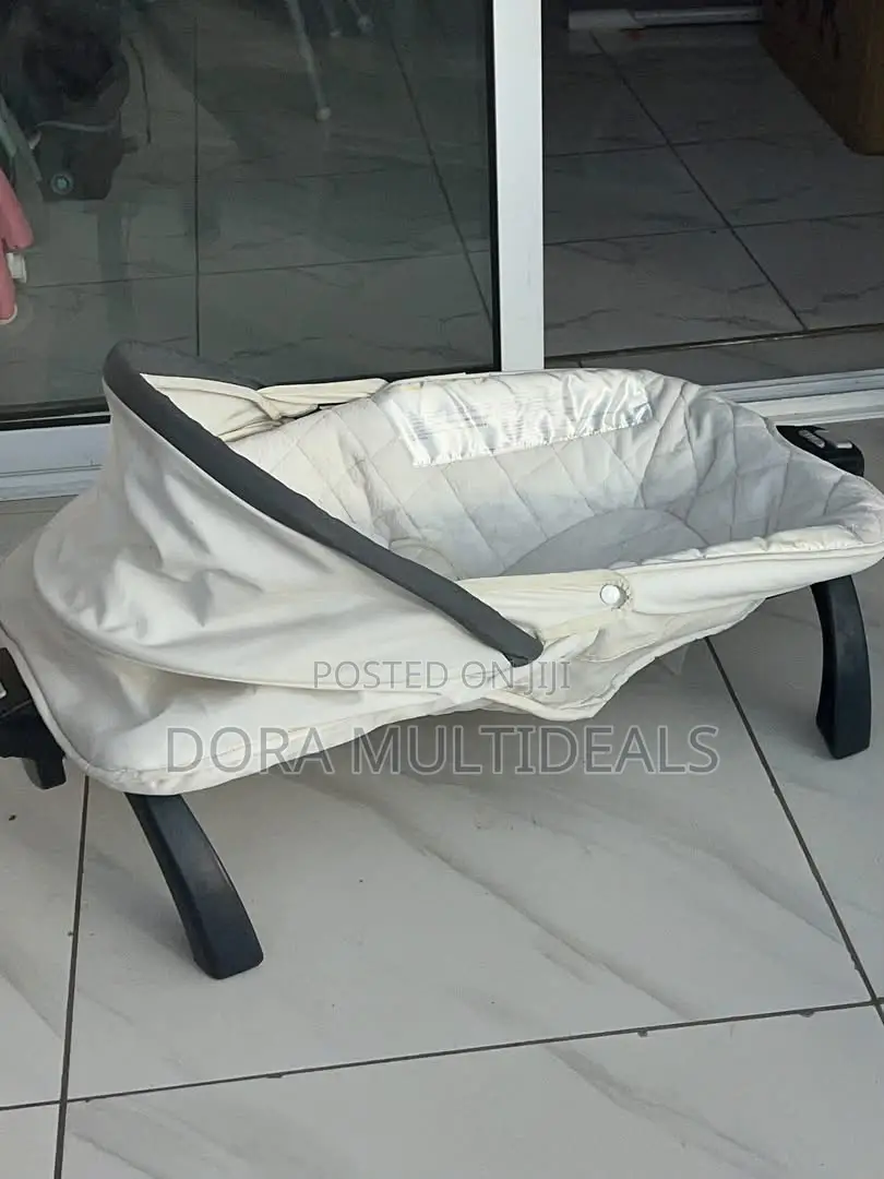 Baby Infant Bouncer With Soothing Vibration – Cosy Comfortable!