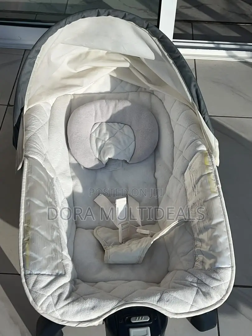 Baby Infant Bouncer With Soothing Vibration – Cosy Comfortable!