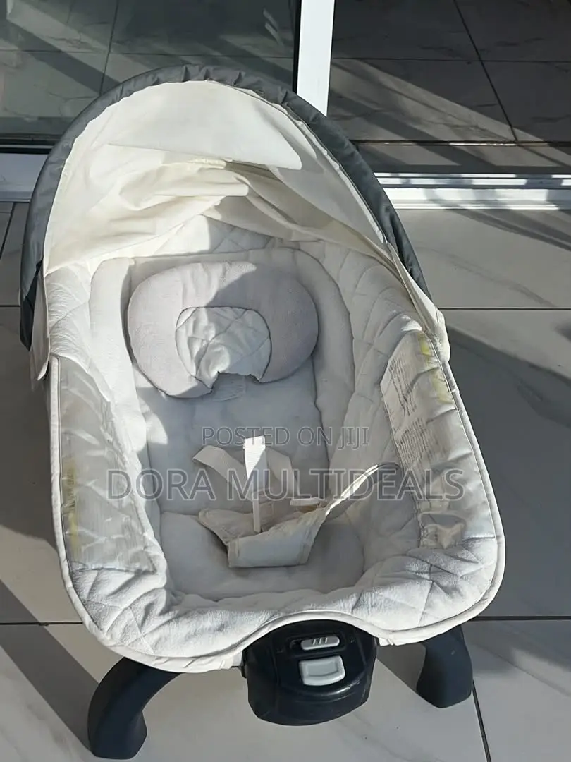 Baby Infant Bouncer With Soothing Vibration – Cosy Comfortable!