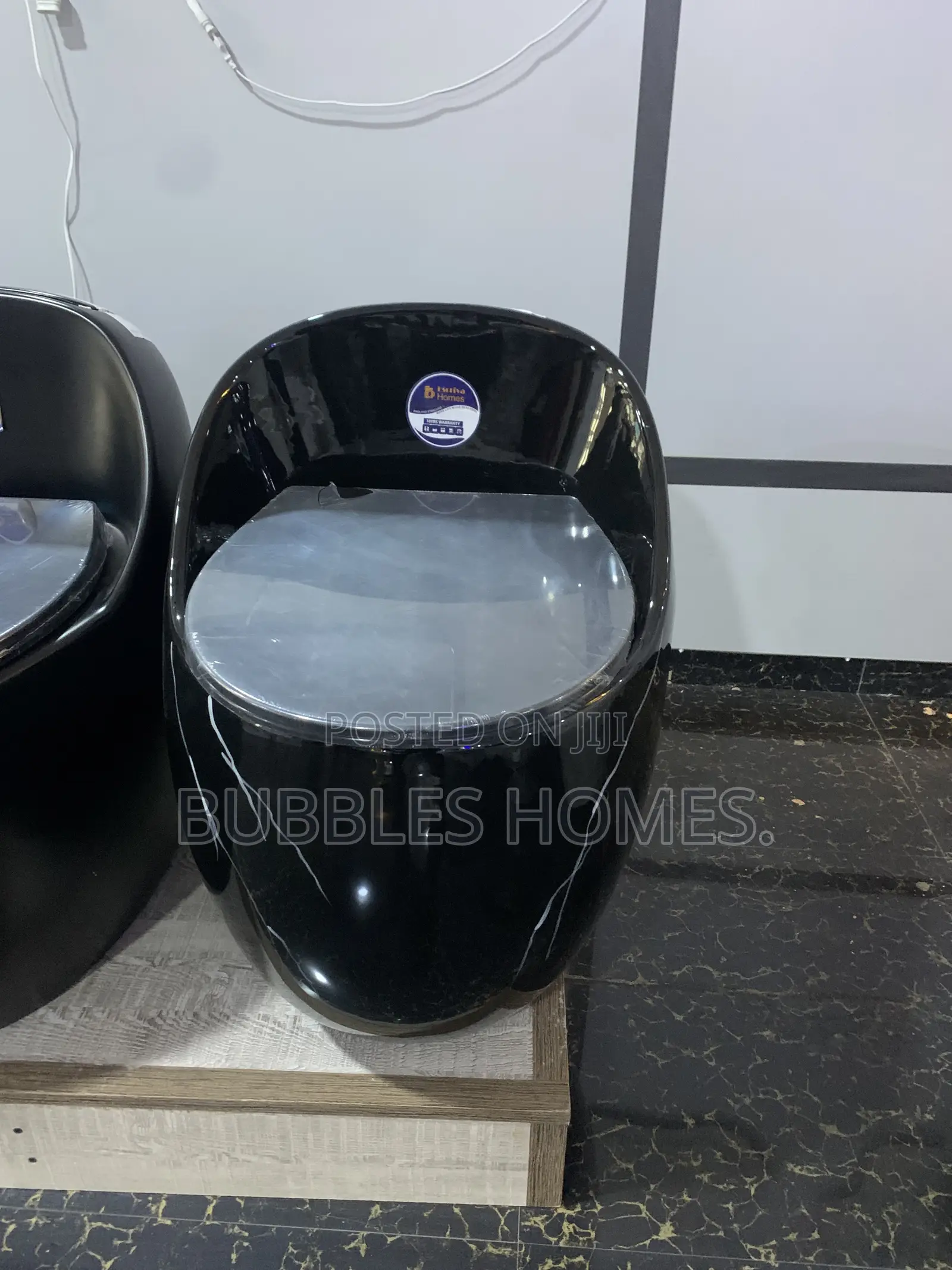 Executive Water Closet Marble Black