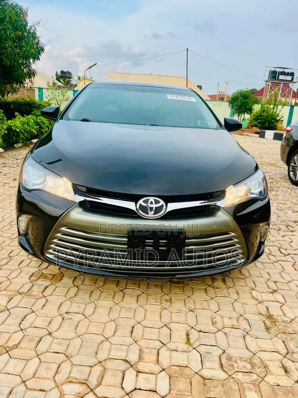 Toyota Camry 2016 Black