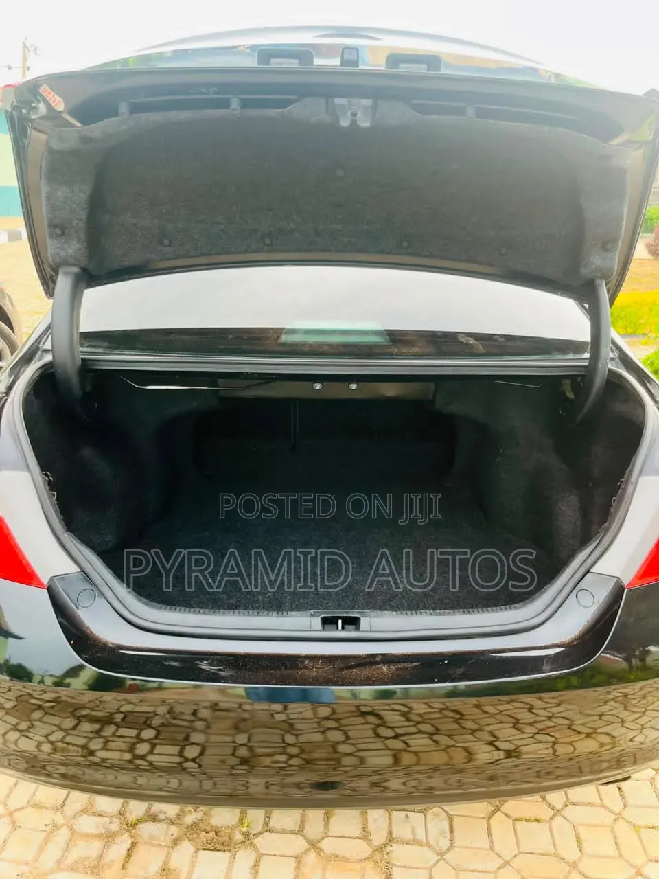 Toyota Camry 2016 Black