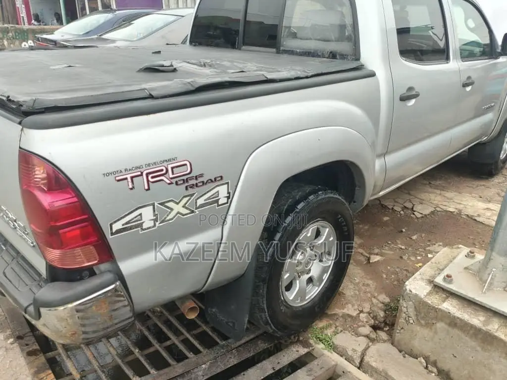 Toyota Tacoma Double Cab Long Automatic 4x4 2007 Silver