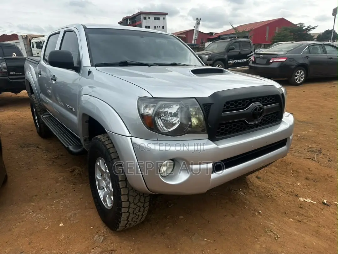 Toyota Tacoma Double Cab V6 Automatic 2009 Silver