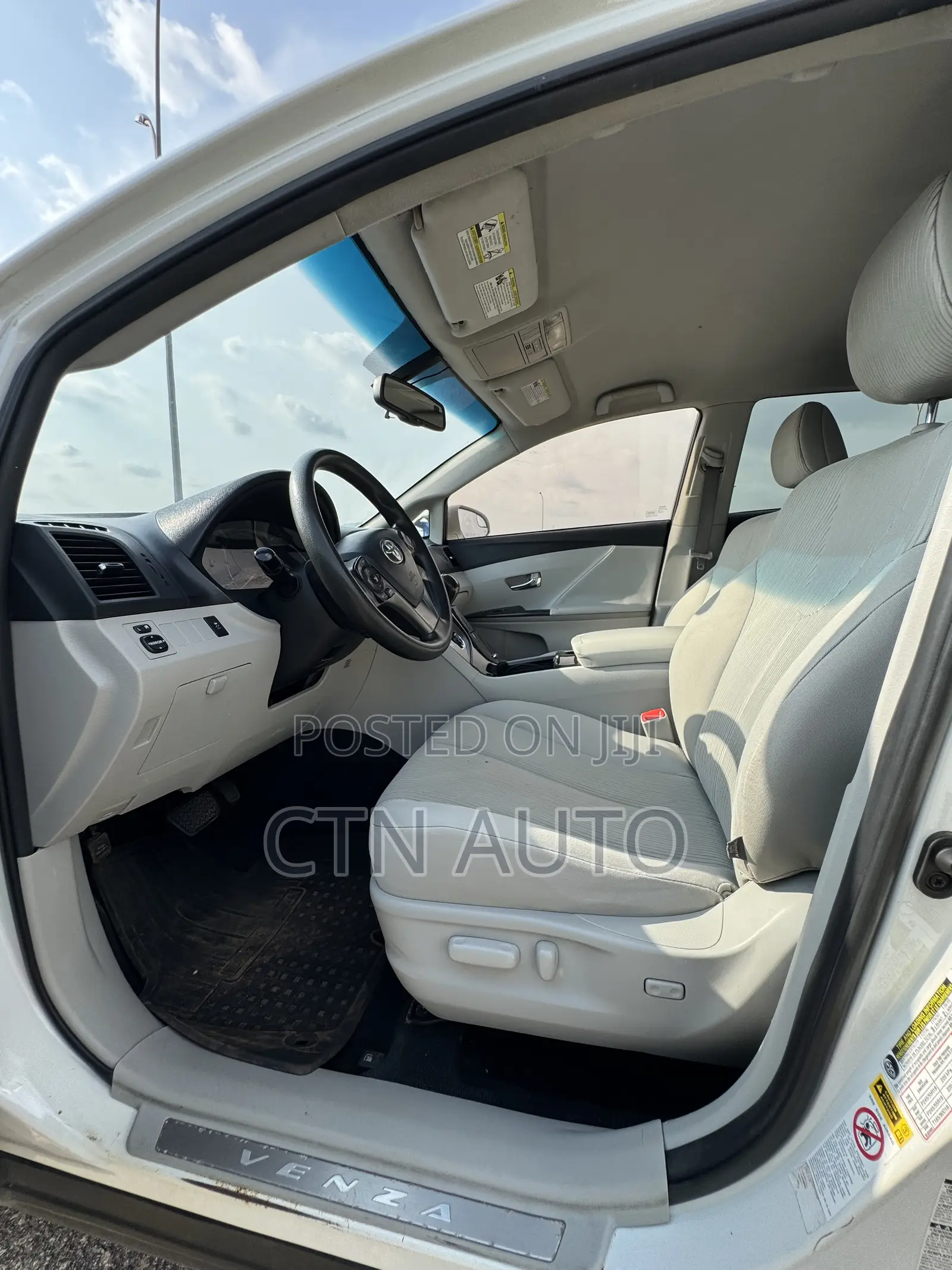 Toyota Venza 2013 White