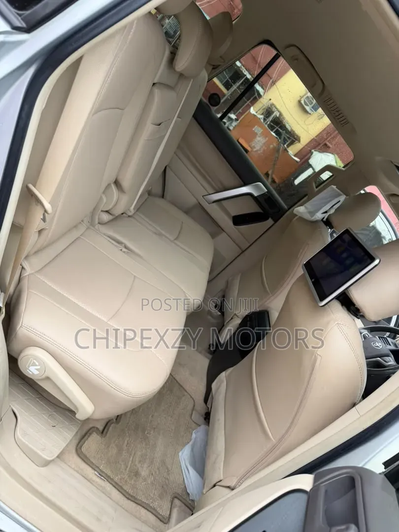 Toyota Land Cruiser Prado 4.0 Petrol GX-R 2020 Silver