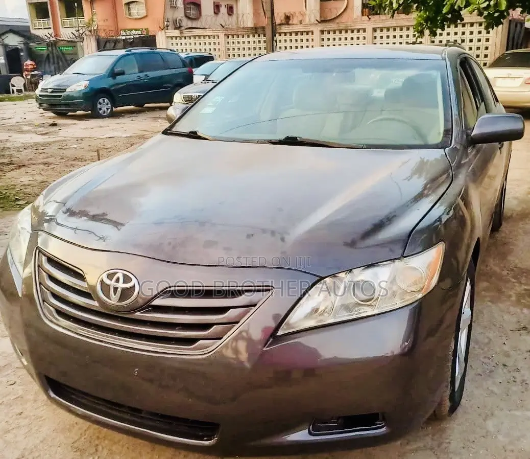 Toyota Camry LE 4dr Sedan (2.4L 4cyl 5A) 2007 Gray