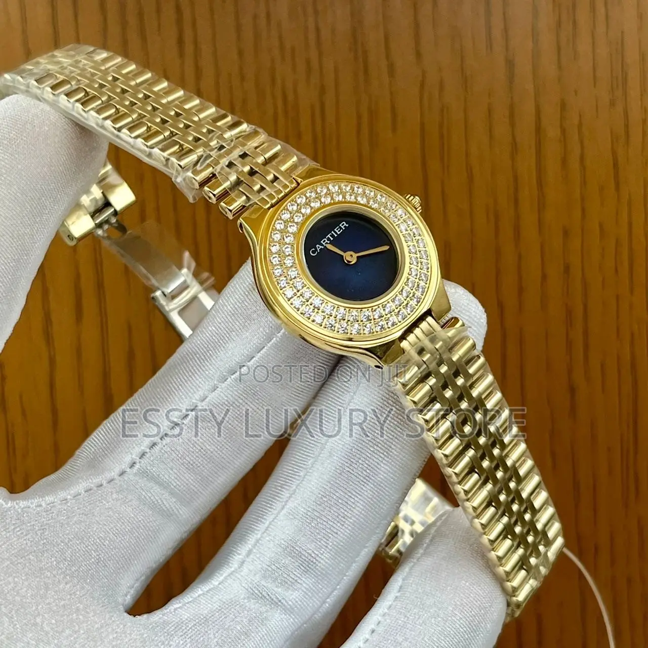 Automatic Quality Luxury Female Cartier Stone Head Chain Watch