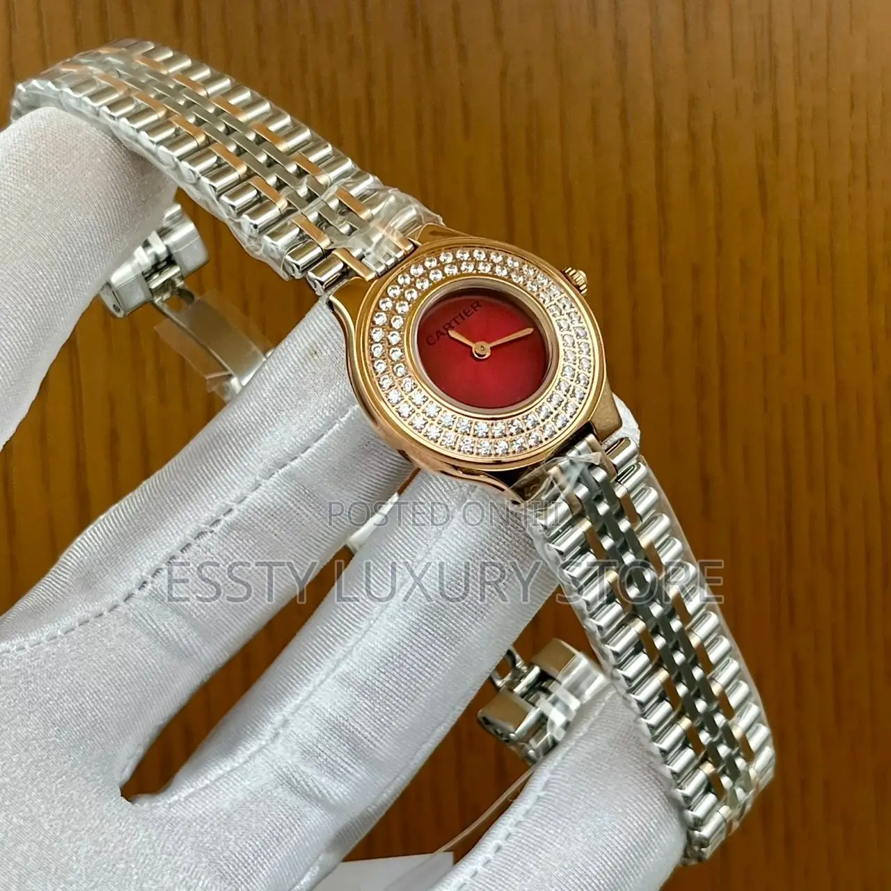 Automatic Quality Luxury Female Cartier Stone Head Chain Watch