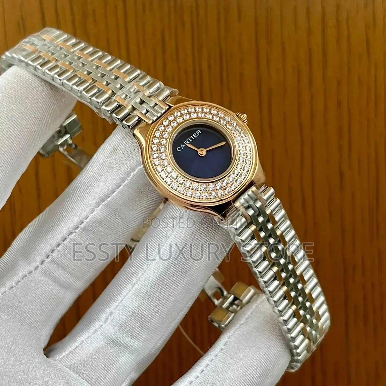 Automatic Quality Luxury Female Cartier Stone Head Chain Watch