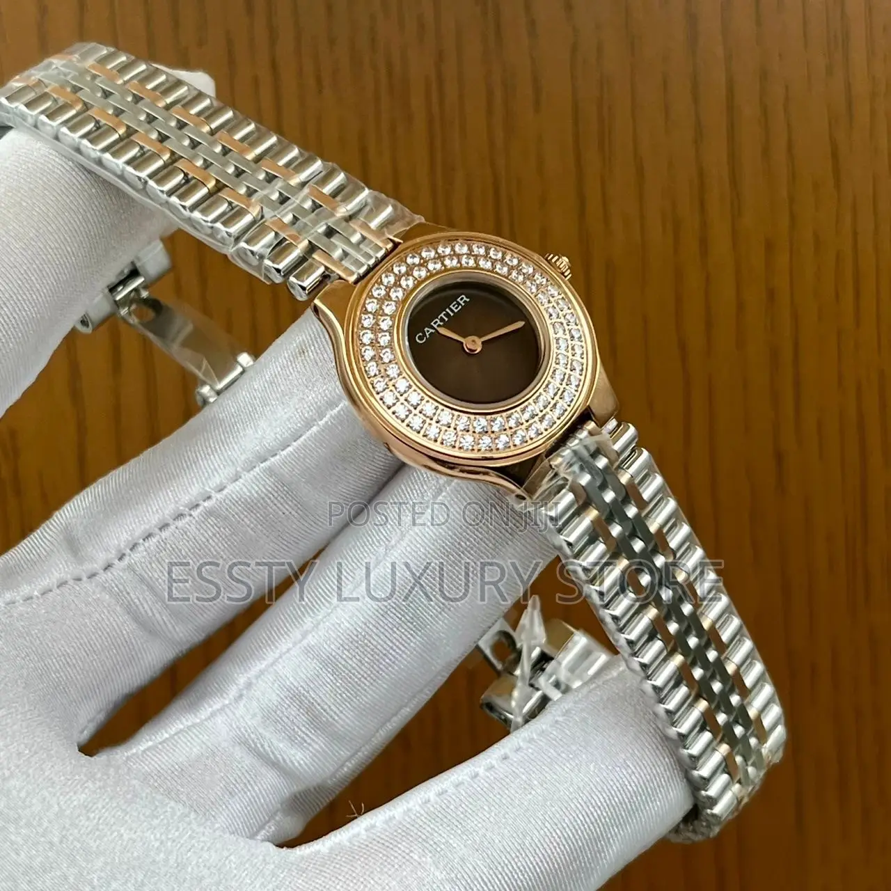 Automatic Quality Luxury Female Cartier Stone Head Chain Watch