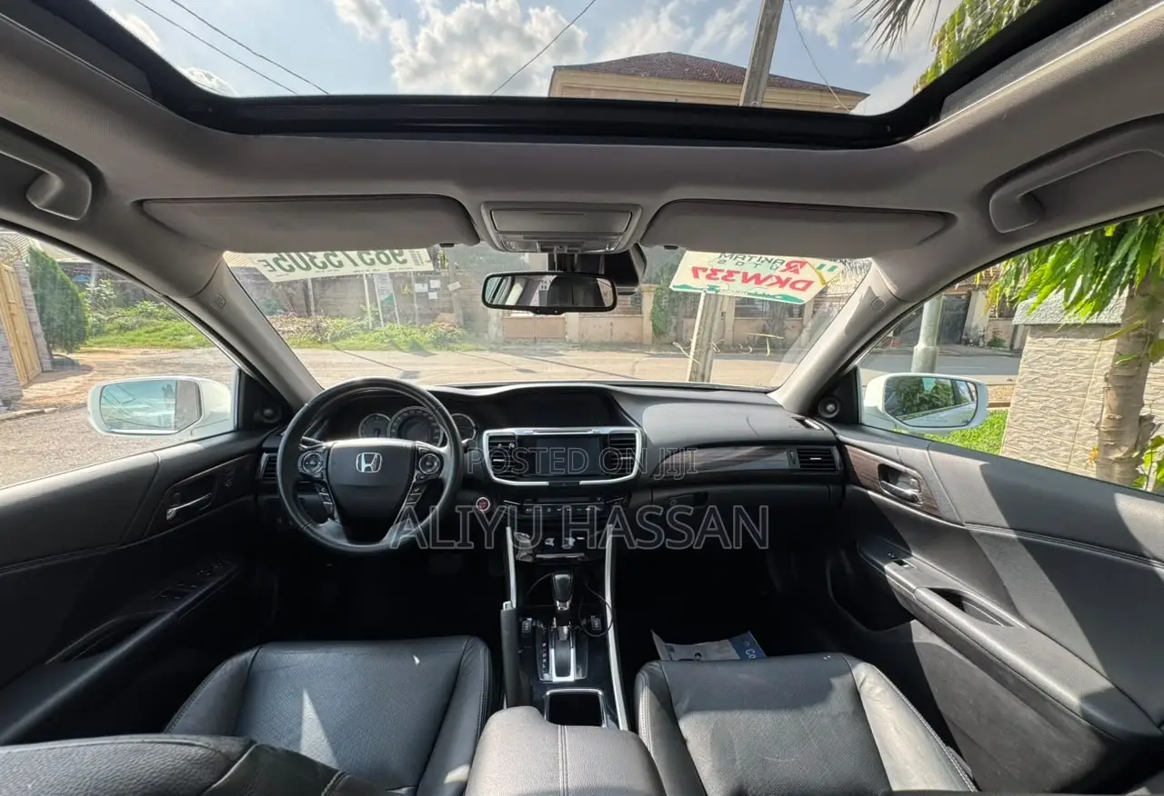 Honda Accord 2017 White