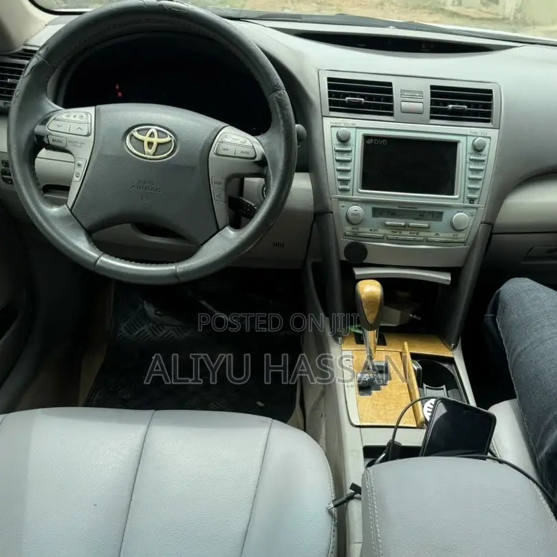 Toyota Camry 2008 Silver