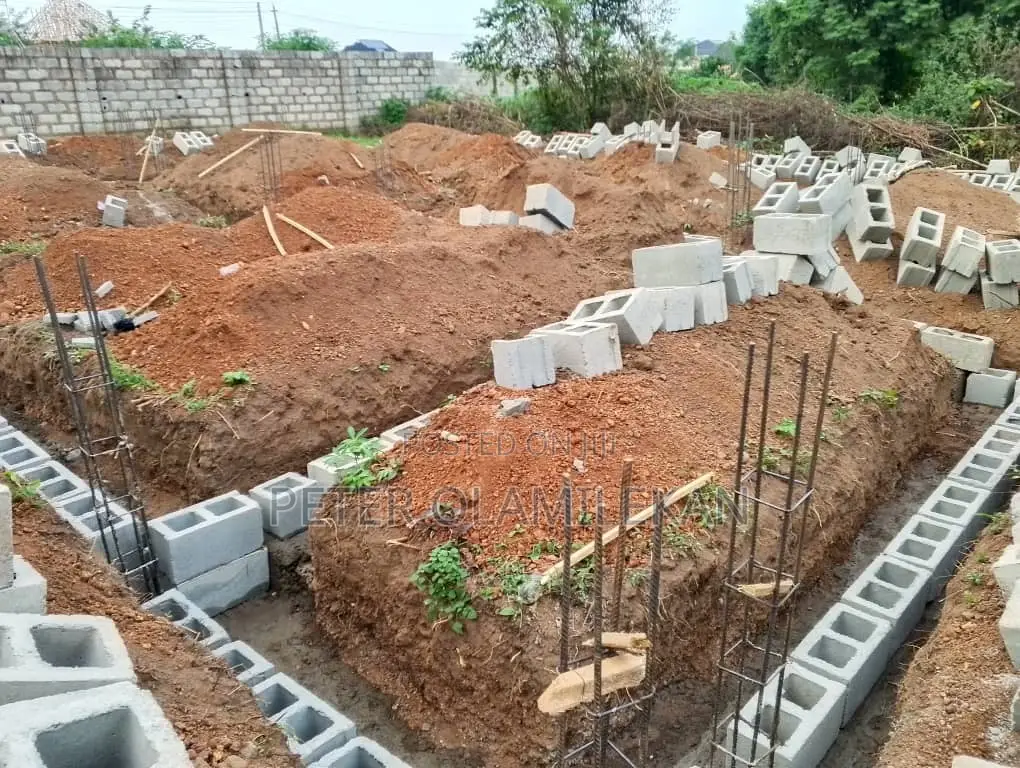 Building Contractor