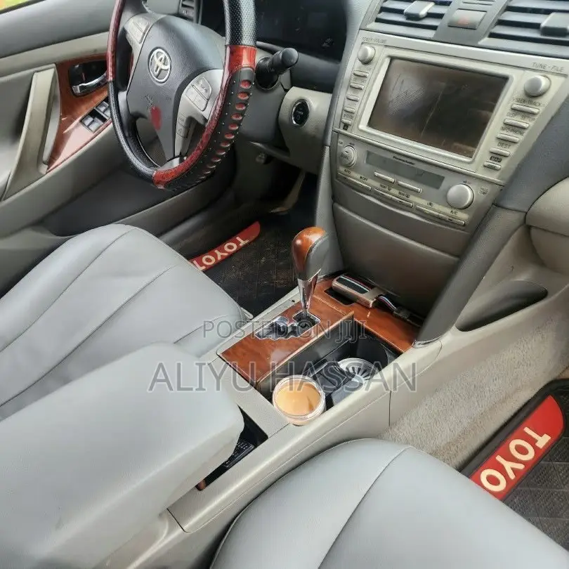 Toyota Camry 2010 Blue