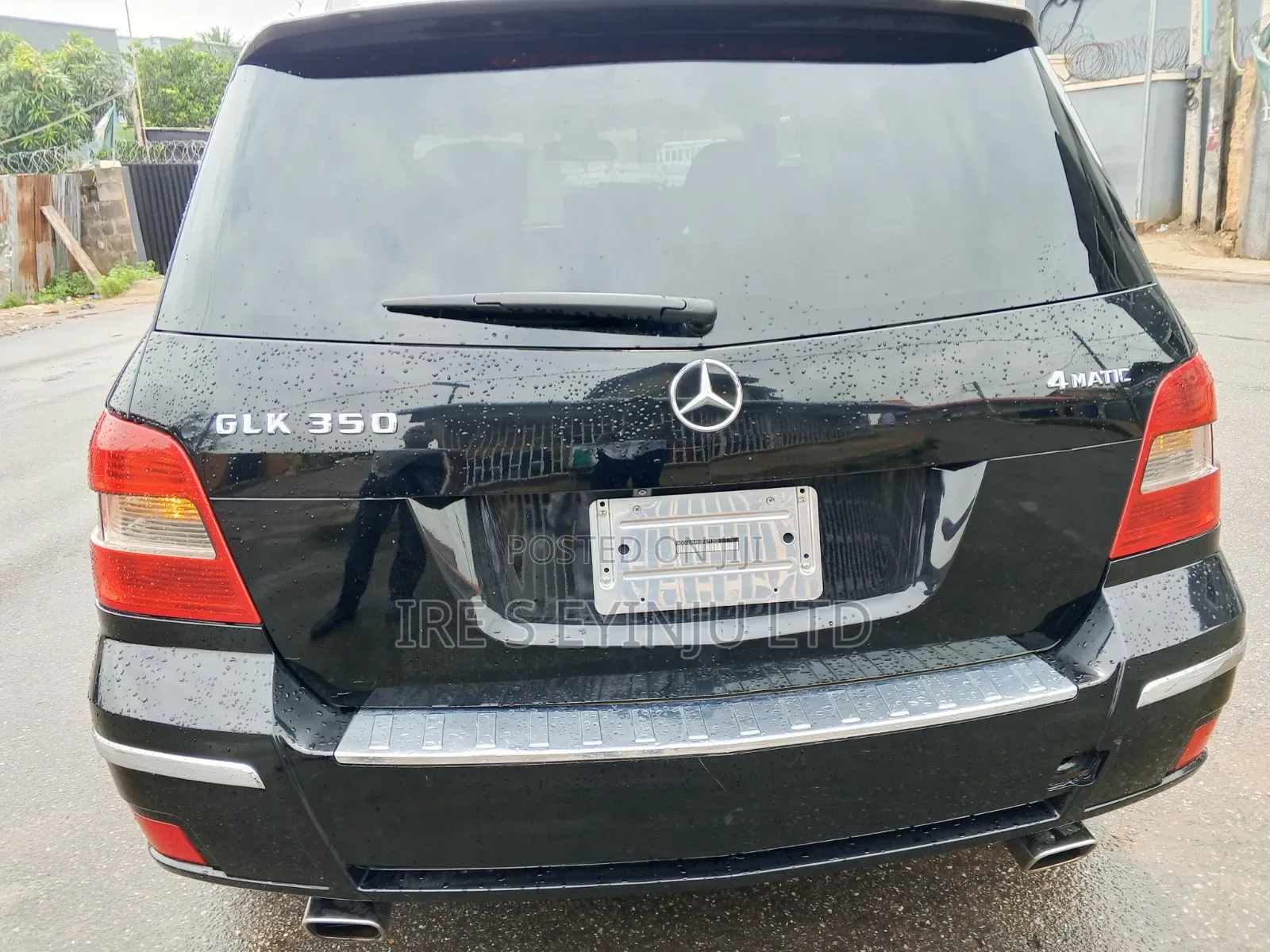 Mercedes-Benz CLK 2011 Black