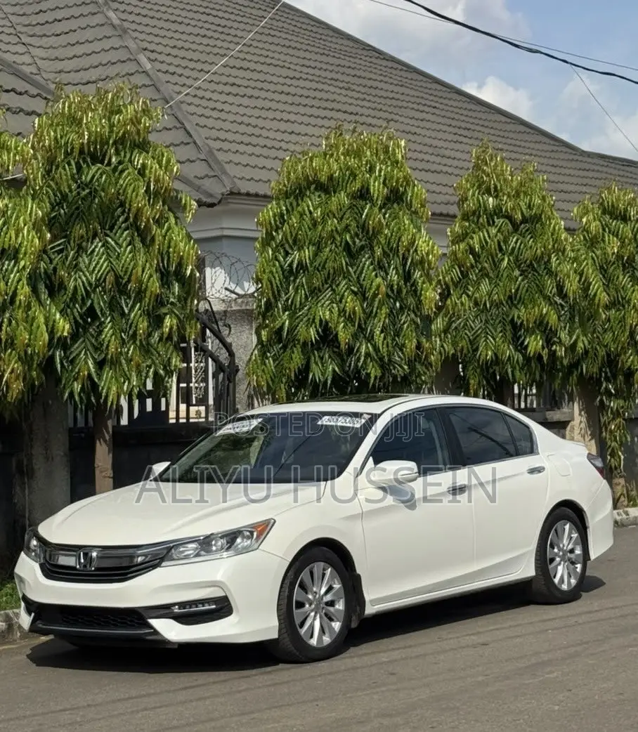 Honda Accord 2017 White
