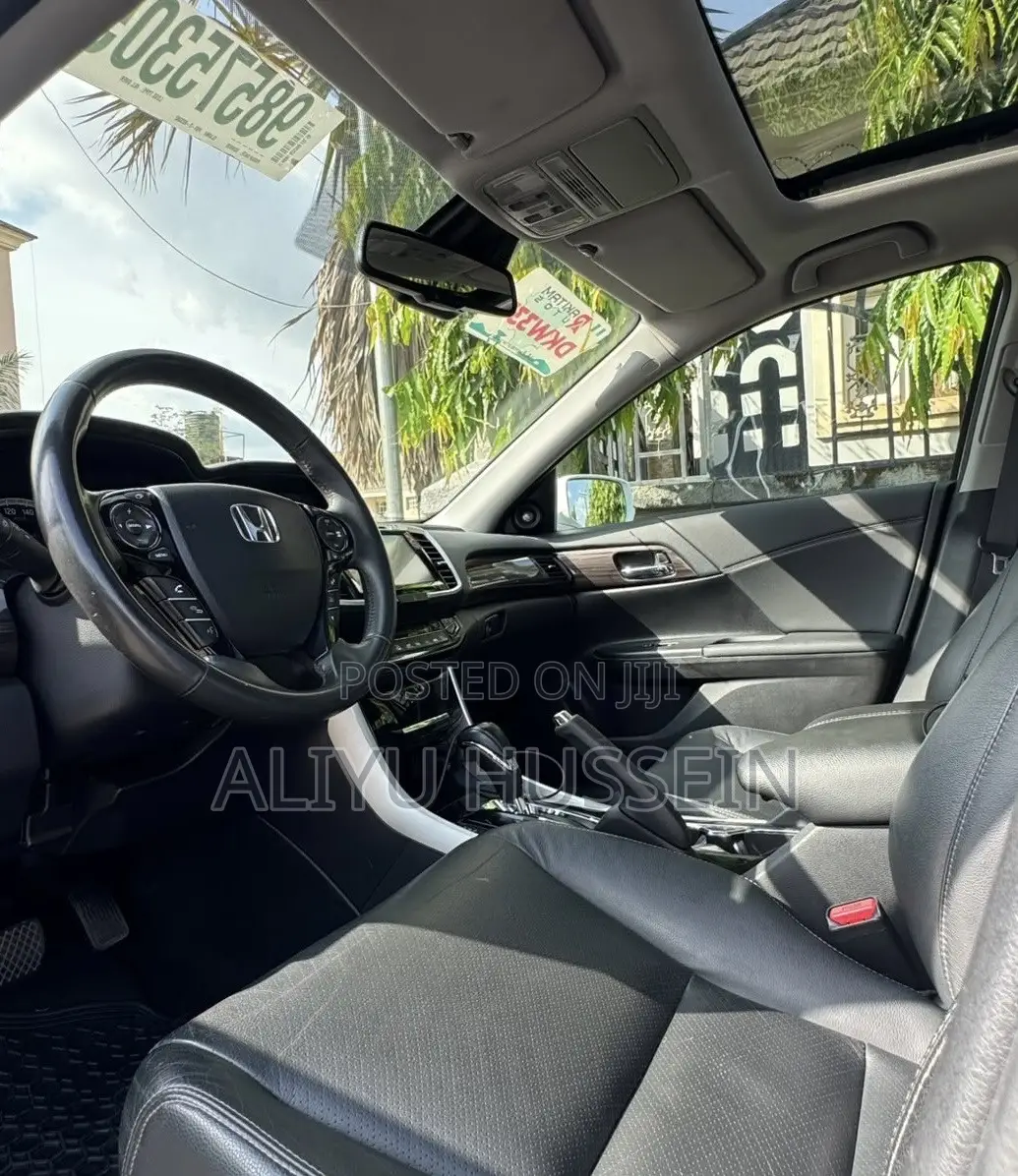 Honda Accord 2017 White