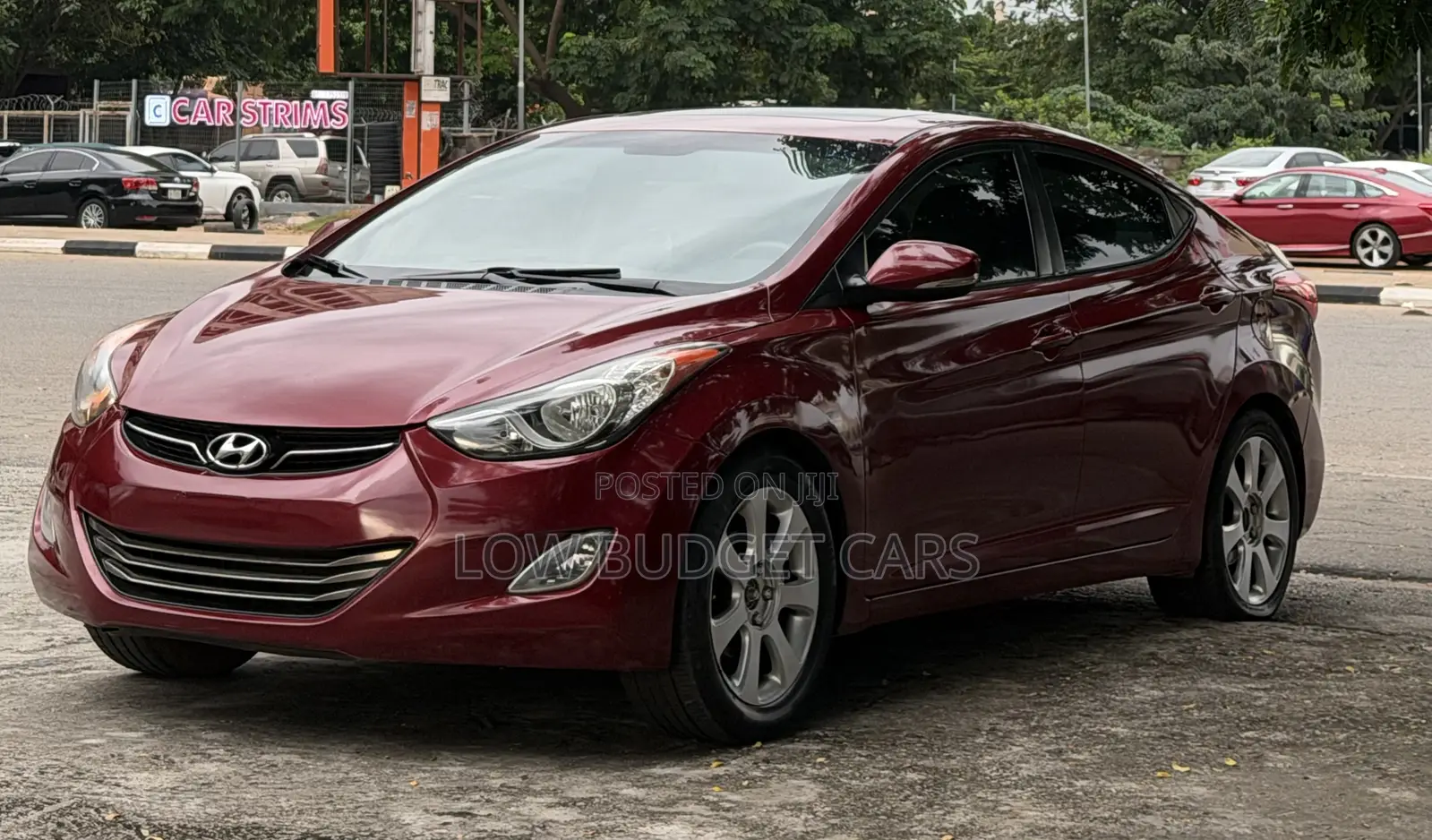 Hyundai Elantra 2011 Red