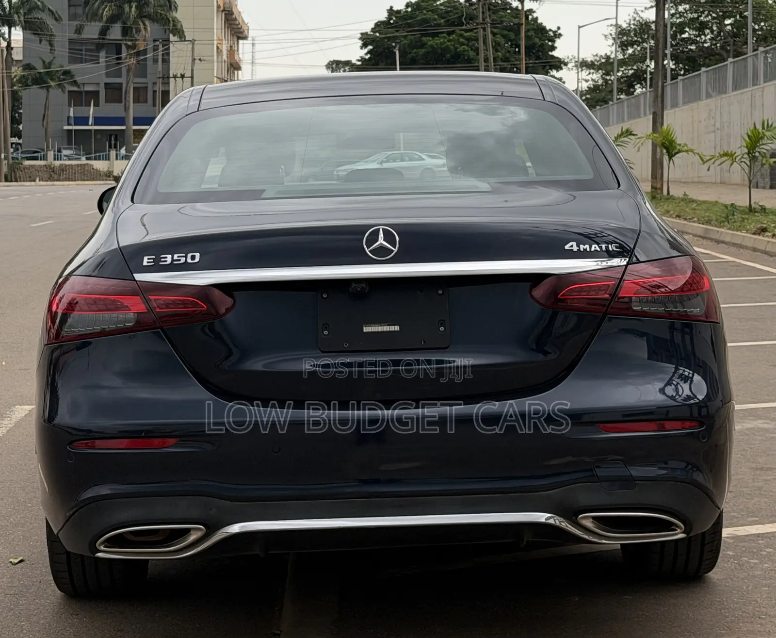 Mercedes-Benz E350 2021 Blue