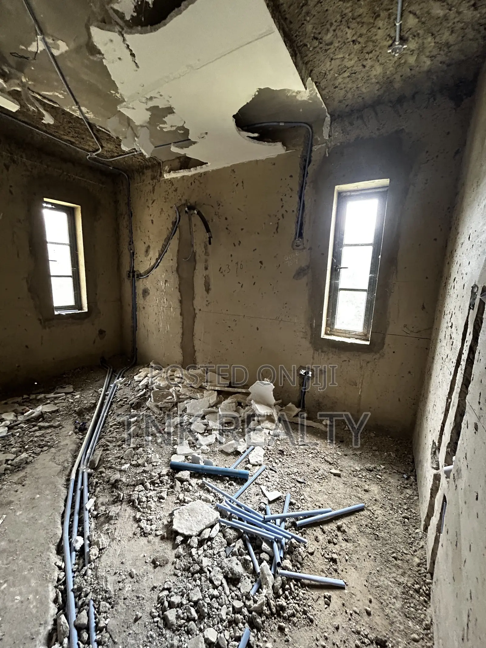 2bdrm Block of Flats in Jahi for sale