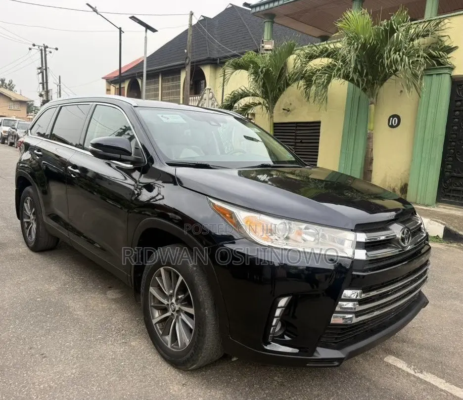 Toyota Highlander XLE 2019 Black