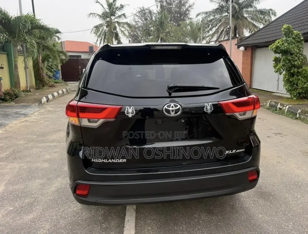 Toyota Highlander XLE 2019 Black