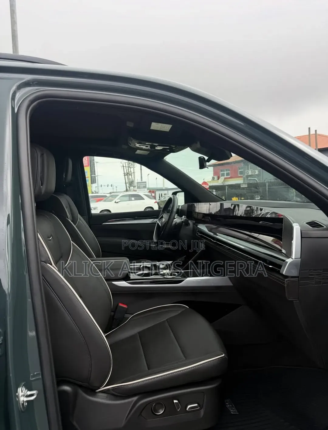 New Cadillac Escalade RWD 4dr Sport Platinum 2025 Gray