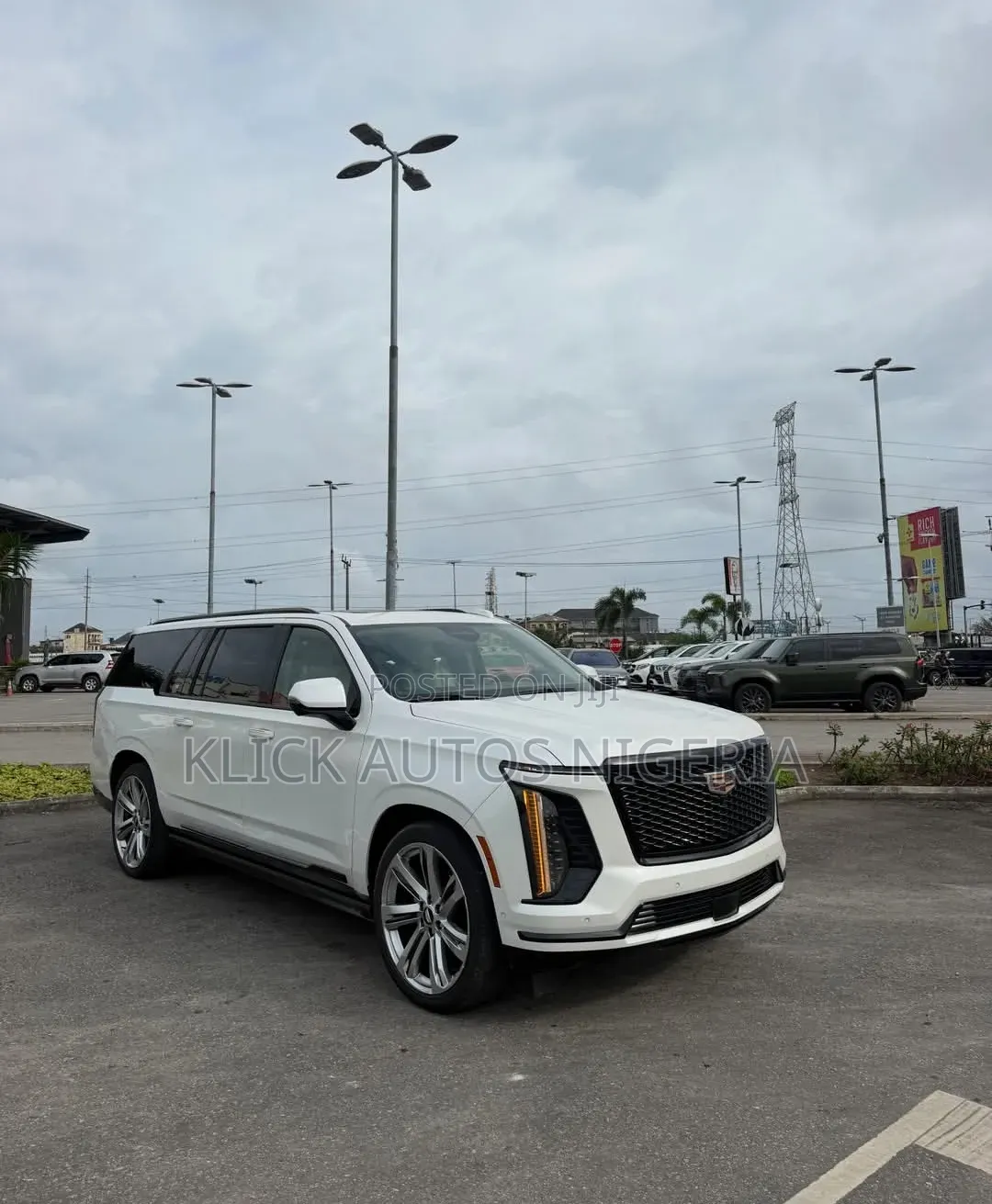 New Cadillac Escalade RWD 4dr Sport Platinum 2025 White