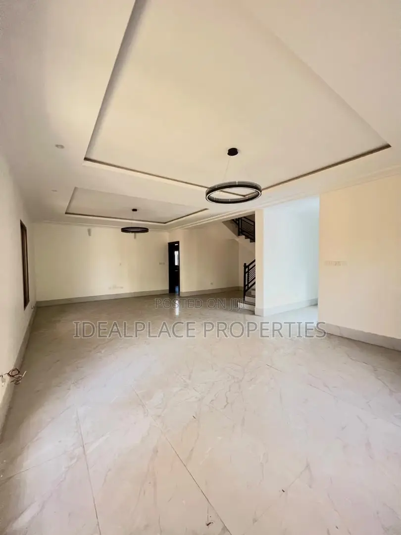 5bdrm House in Ikoyi for rent