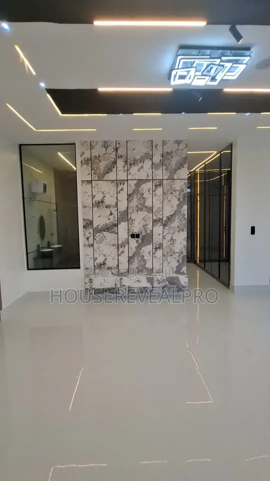5bdrm Duplex in Lekki Ajah, Sangotedo for sale