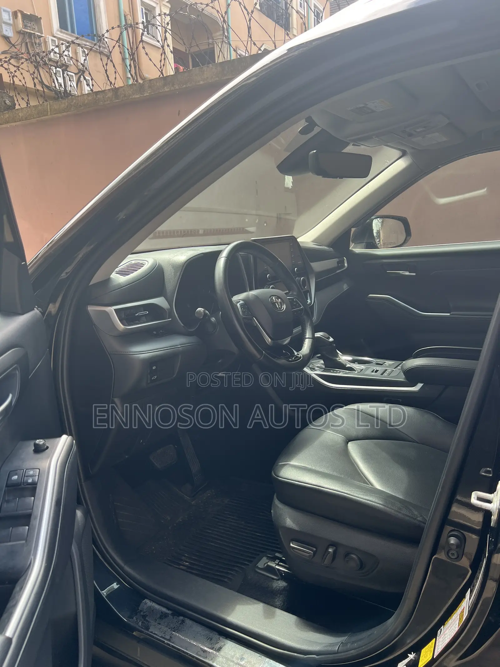Toyota Highlander XLE 2021 Black