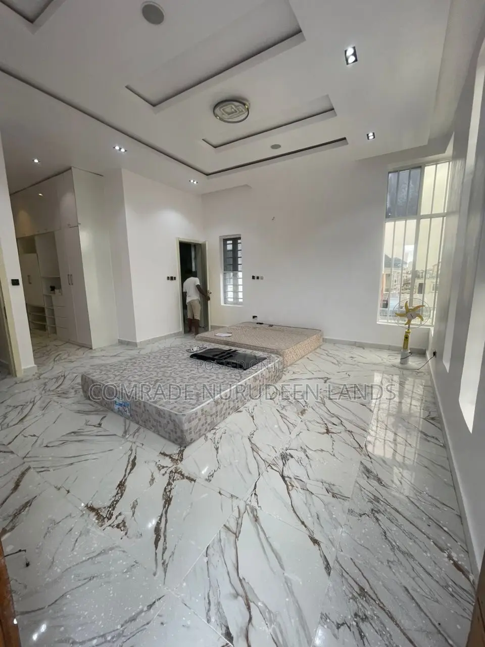 5bdrm Duplex in Osapa london for rent